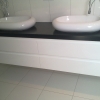 Глянцевая белая мебель в ванную в Сочи